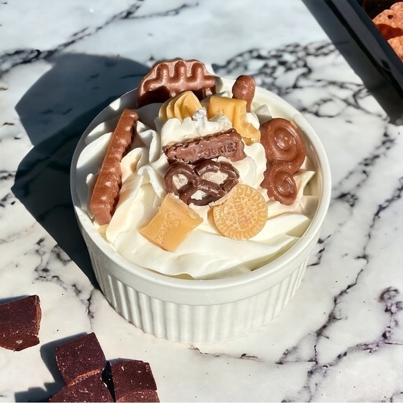 Other - ⚠️SALE Candle // Handmade Chocolate And Pretzel Soy Wax Candle SEND OFFERS🥳